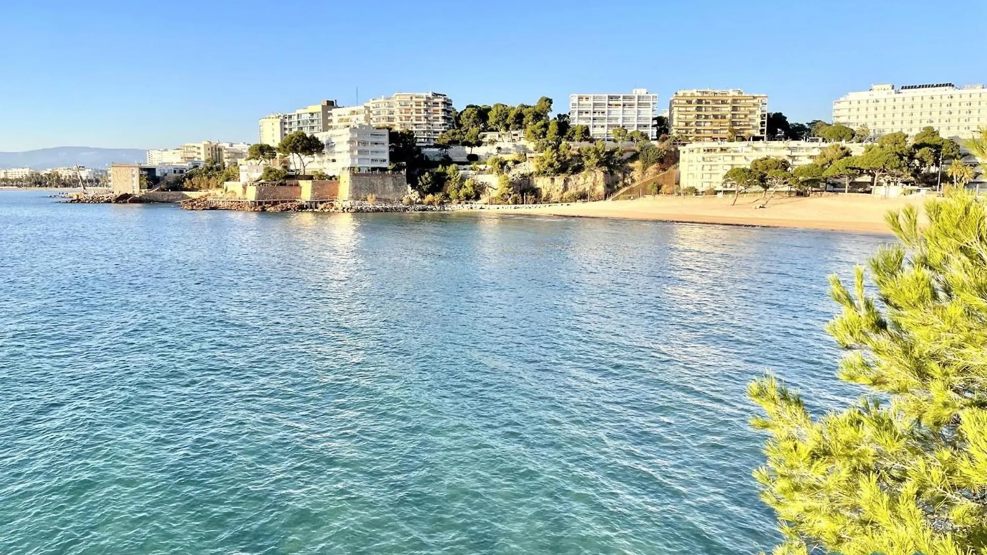 Apartbeach Cibeles Junto Playa Y Climatizado Salou