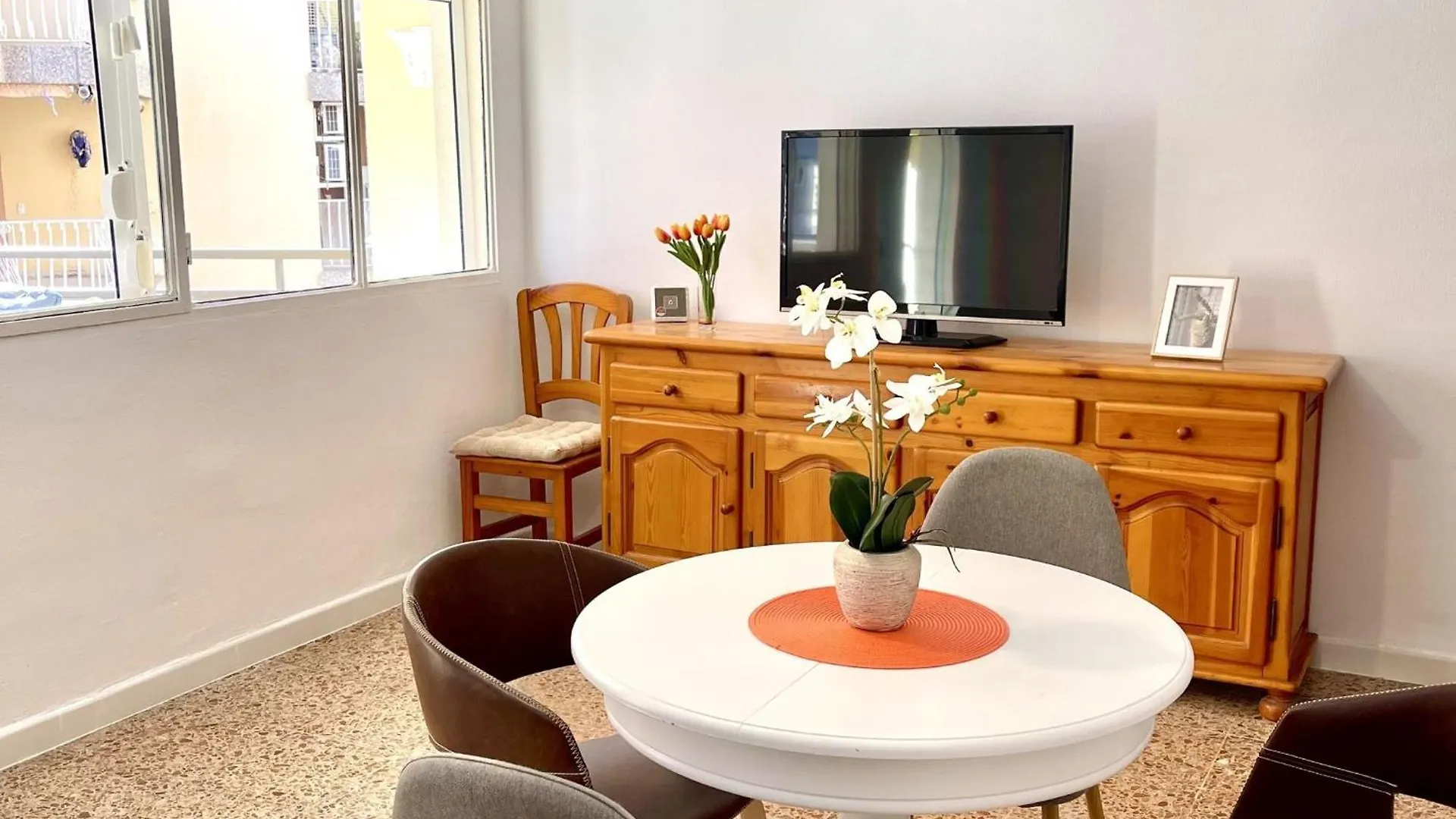 Apartbeach Cibeles Junto Playa Y Climatizado Salou 0*,  Spain